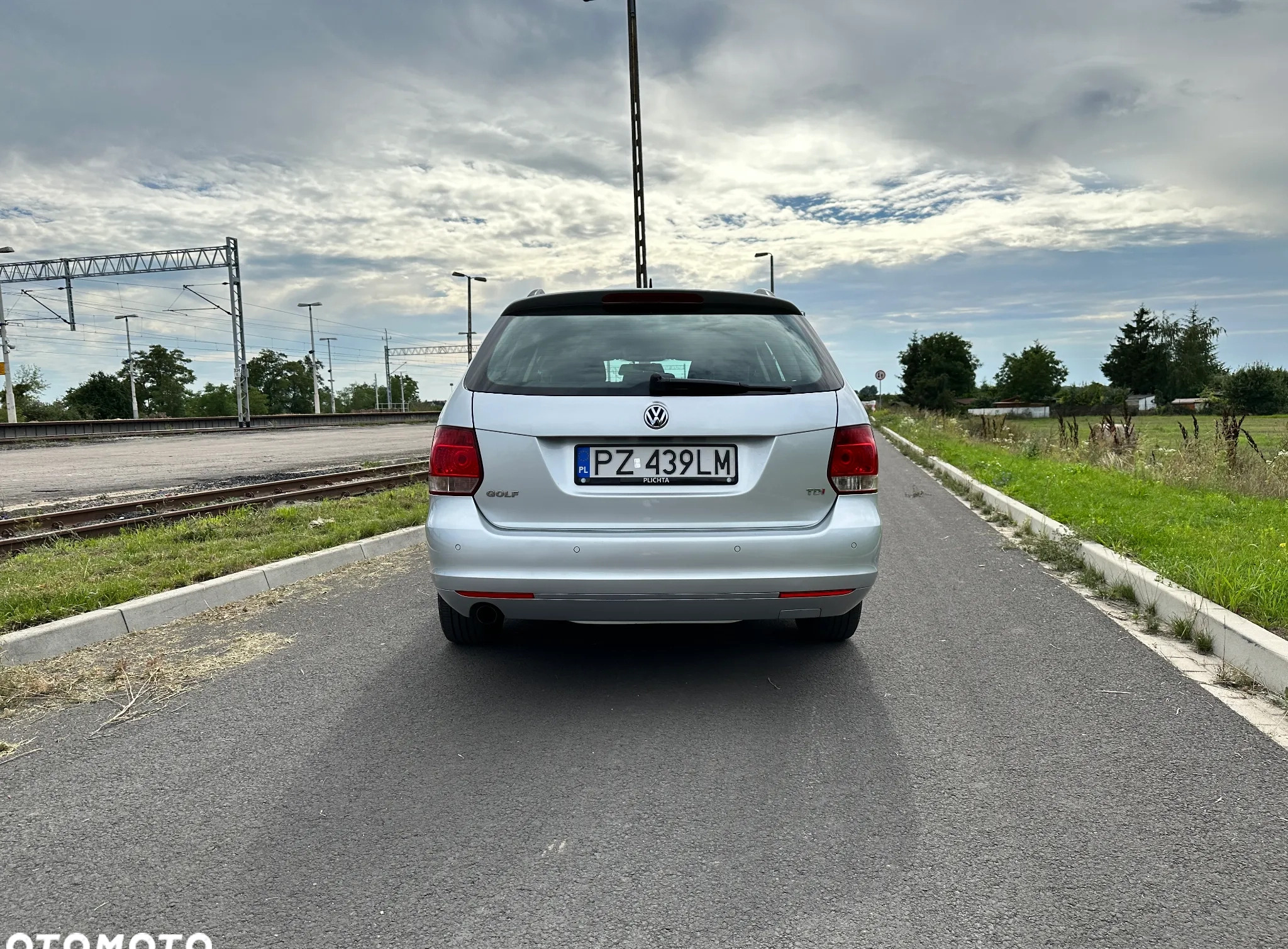 Volkswagen Golf cena 26500 przebieg: 228300, rok produkcji 2013 z Buk małe 211